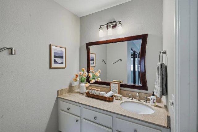 6939 Park Mesa 114, San Diego, CA 92111