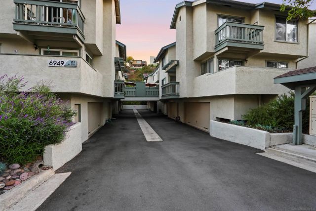 6939 Park Mesa 114, San Diego, CA 92111