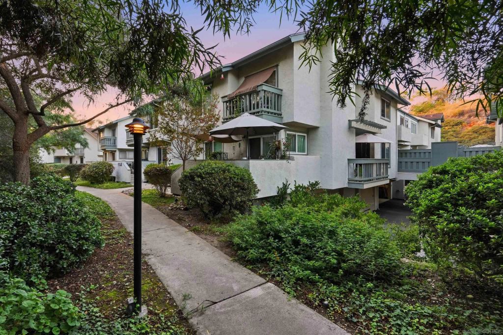 6939 Park Mesa 114, San Diego, CA 92111
