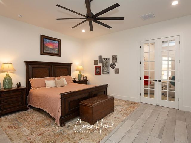 6800 Castle Wood Dr, Midland, TX 79707