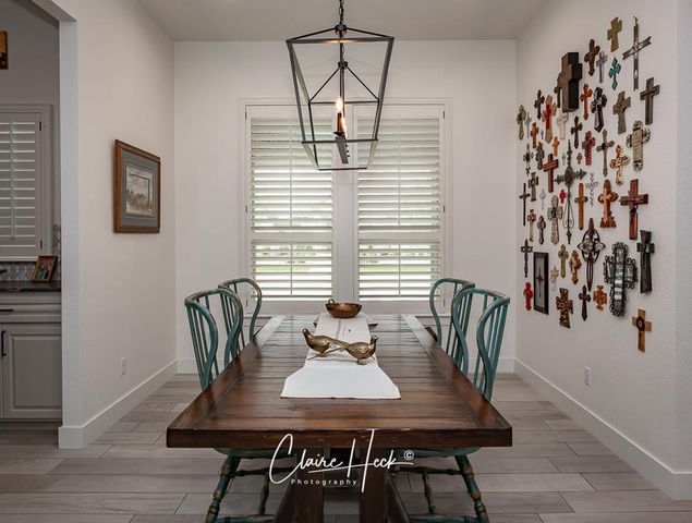 6800 Castle Wood Dr, Midland, TX 79707