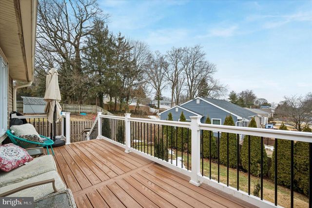 906 DIVISION AVE, Willow Grove, PA 19090