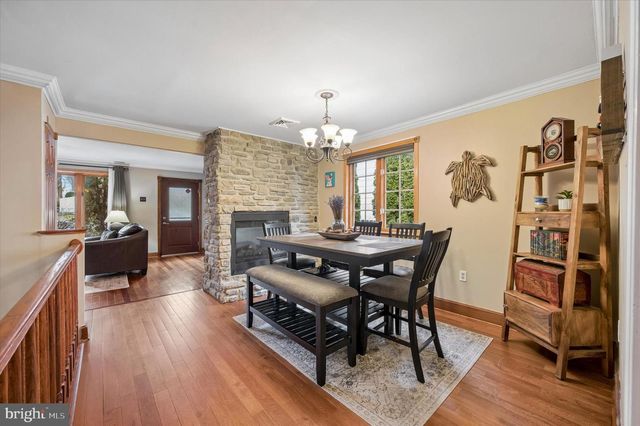 906 DIVISION AVE, Willow Grove, PA 19090