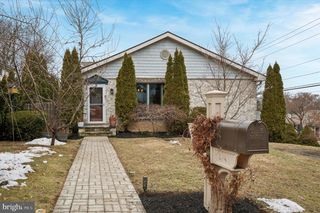 906 DIVISION AVE, Willow Grove, PA 19090