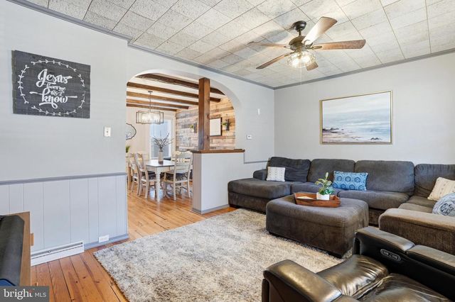 39 PENN AVE, Souderton, PA 18964