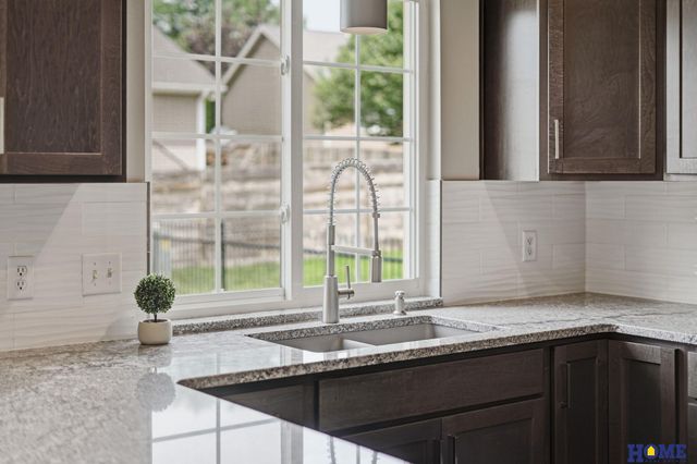 8342 Ryley Lane, Lincoln, NE 68512