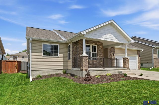 8342 Ryley Lane, Lincoln, NE 68512