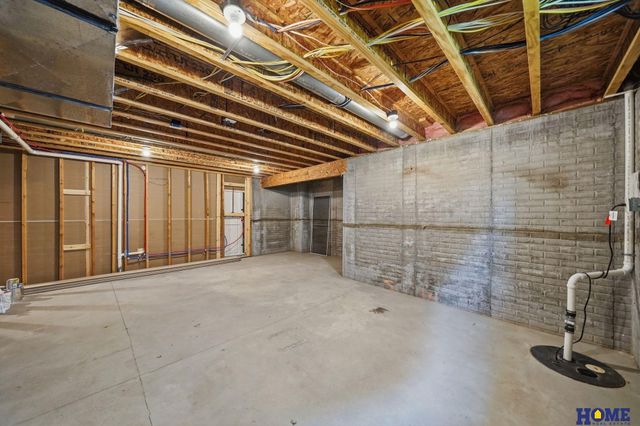 8342 Ryley Lane, Lincoln, NE 68512