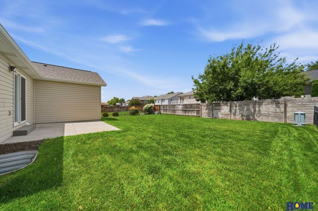 8342 Ryley Lane, Lincoln, NE 68512
