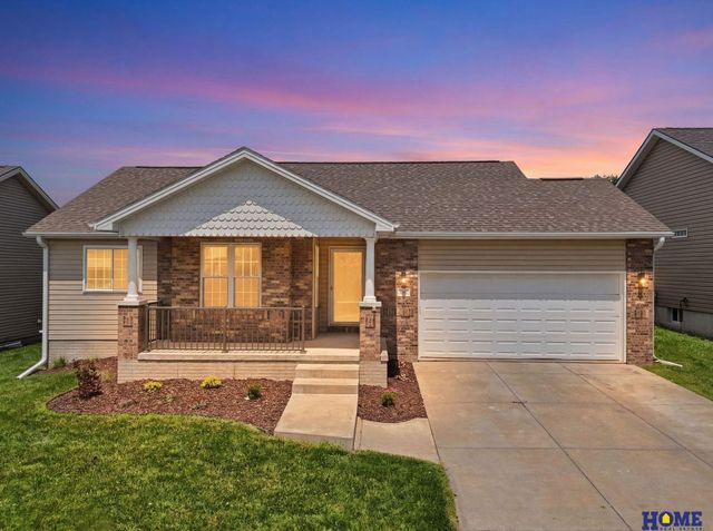 8342 Ryley Lane, Lincoln, NE 68512