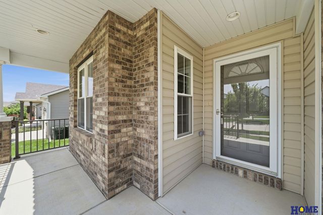 8342 Ryley Lane, Lincoln, NE 68512