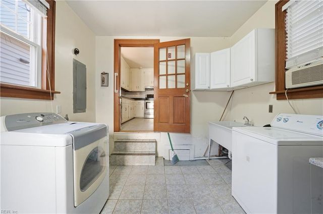 519 Riverside DR, Portsmouth, VA 23707