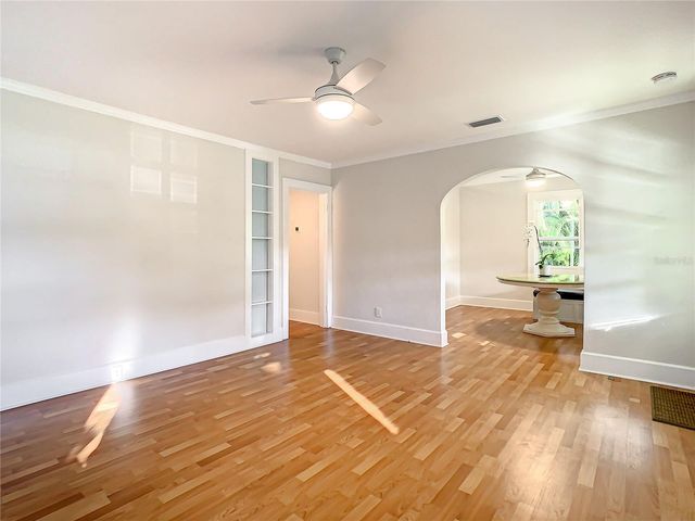 2758 10TH STREET N, St Petersburg, FL 33704