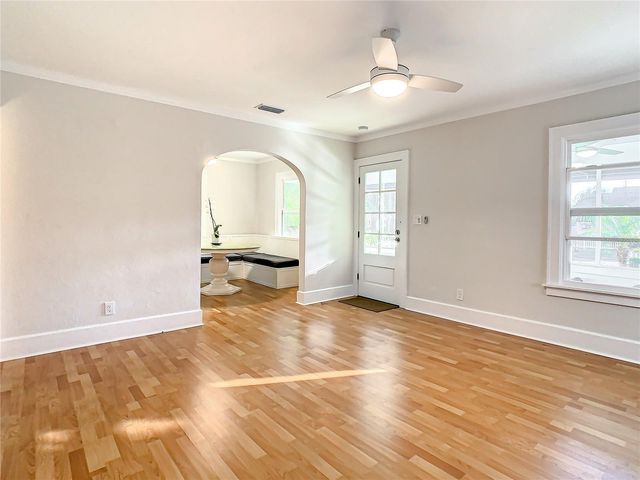2758 10TH STREET N, St Petersburg, FL 33704