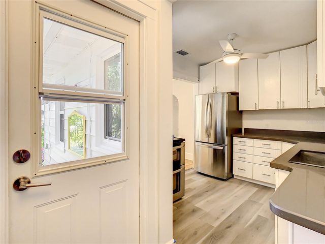 2758 10TH STREET N, St Petersburg, FL 33704