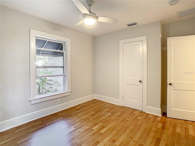 2758 10TH STREET N, St Petersburg, FL 33704