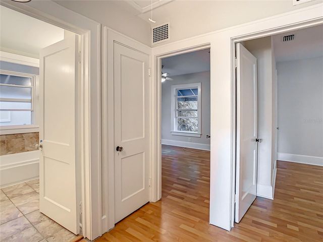 2758 10TH STREET N, St Petersburg, FL 33704