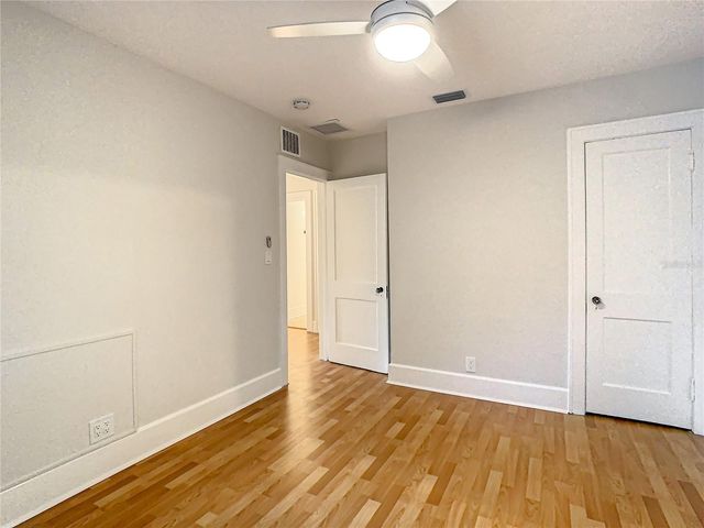 2758 10TH STREET N, St Petersburg, FL 33704