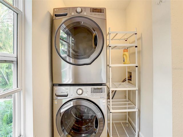 2758 10TH STREET N, St Petersburg, FL 33704