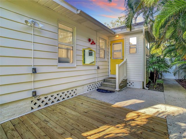 2758 10TH STREET N, St Petersburg, FL 33704