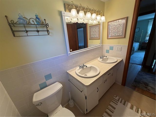 64 Robin Hill Dr Drive, Amherst, NY 14221