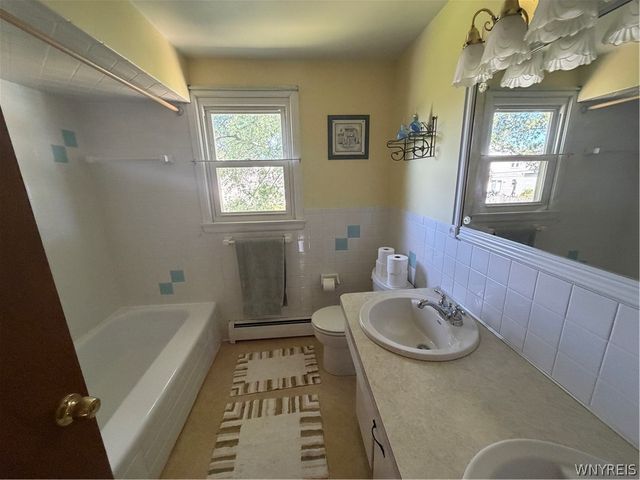 64 Robin Hill Dr Drive, Amherst, NY 14221