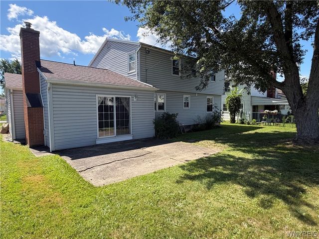 64 Robin Hill Dr Drive, Amherst, NY 14221