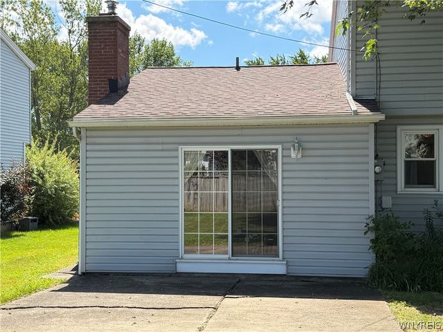 64 Robin Hill Dr Drive, Amherst, NY 14221