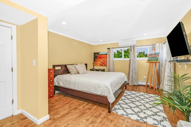 46 Elves Lane, Levittown, NY 11756