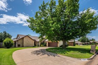 7230 Summit Drive, Oklahoma City, OK 73162