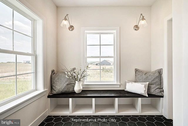 401 STICKLEY DR, Mechanicsburg, PA 17055