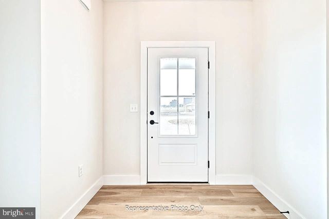 401 STICKLEY DR, Mechanicsburg, PA 17055