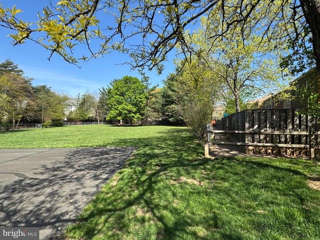 6558 GILDAR ST, Alexandria, VA 22310