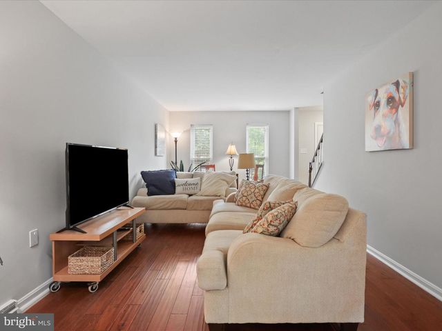 6558 GILDAR ST, Alexandria, VA 22310