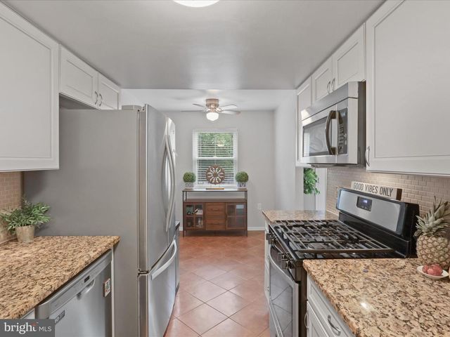 6558 GILDAR ST, Alexandria, VA 22310