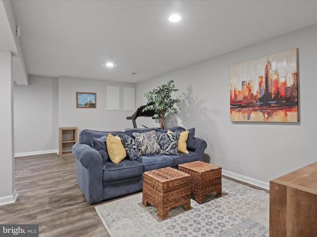 6558 GILDAR ST, Alexandria, VA 22310