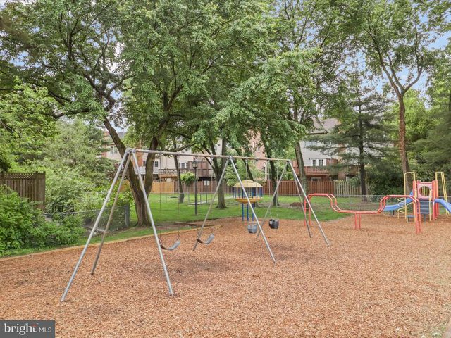 6558 GILDAR ST, Alexandria, VA 22310