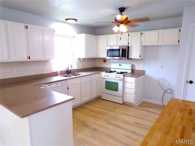 1455 Bridlespur Drive, Wentzville, MO 63385