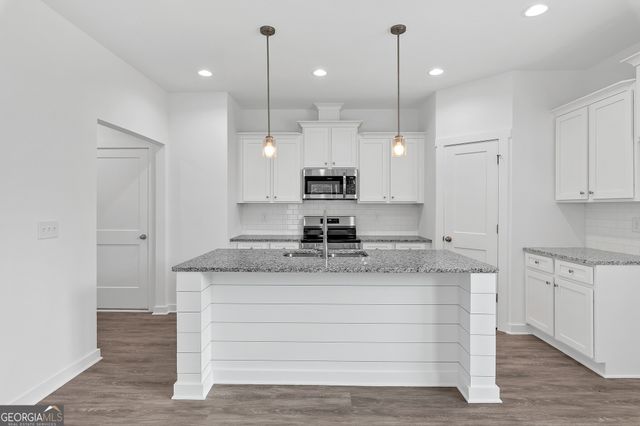 104 Breakwater Way, Perry, GA 31069