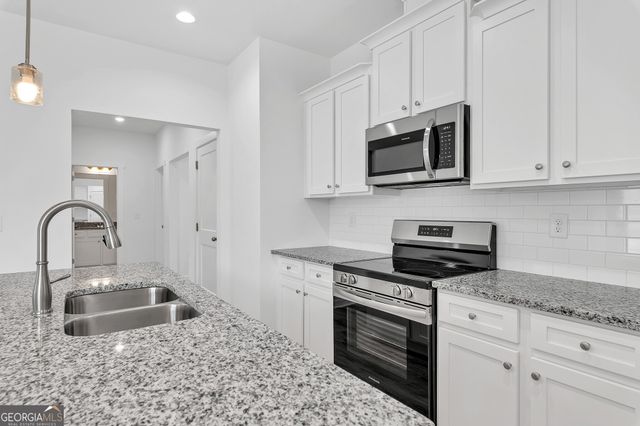 104 Breakwater Way, Perry, GA 31069