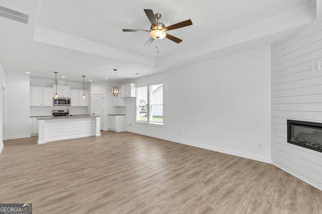 104 Breakwater Way, Perry, GA 31069