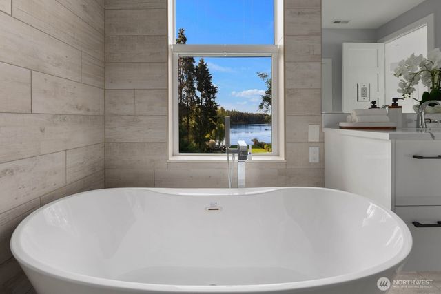 3112 S 337th Street, Federal Way, WA 98001