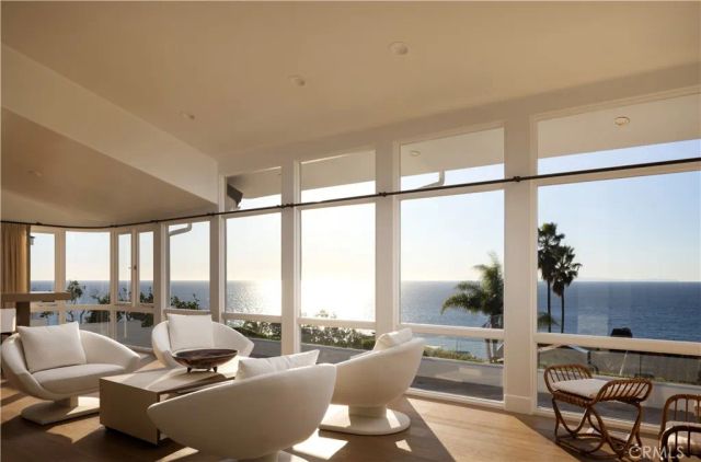 52 N Portola, Laguna Beach, CA 92651