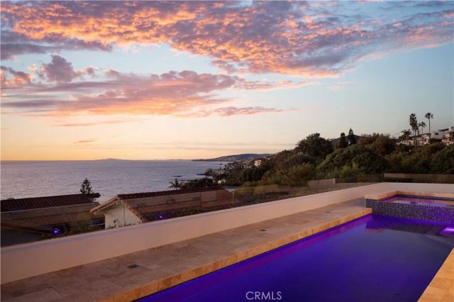 52 N Portola, Laguna Beach, CA 92651