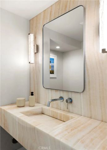 52 N Portola, Laguna Beach, CA 92651