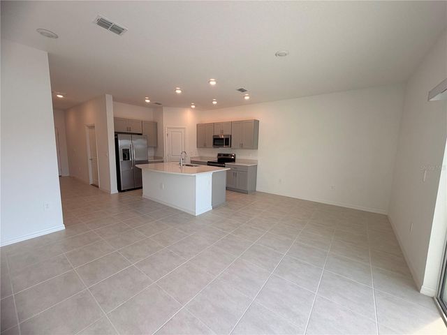 2212 PORTRAIT STREET, Kissimmee, FL 34758