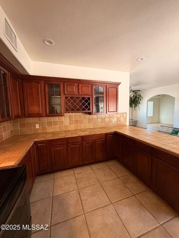 2545 N Corinthian Garden Drive, Nogales, AZ 85621