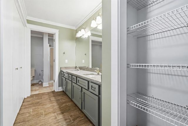 1504 Paradise Landing Road 4, Kimberling City, MO 65686