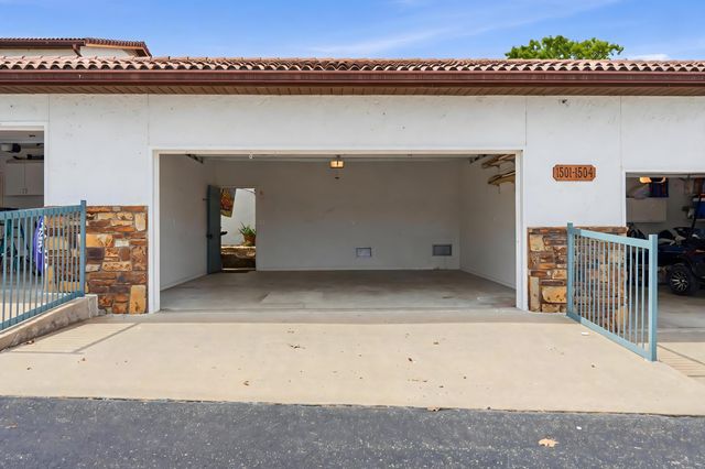 1504 Paradise Landing Road 4, Kimberling City, MO 65686