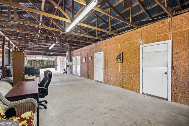 2218 Cross Plains Hulett Road, Carrollton, GA 30116